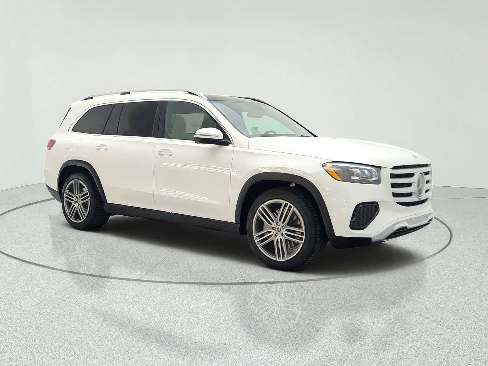 New 2026 Polar White Mercedes-Benz GLS 450 4MATIC® SUV image 3