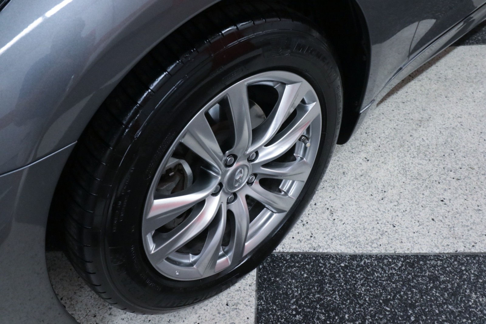 Used Car 2019 Infiniti Q70  3.7 Luxe For Sale In Austin, Texas