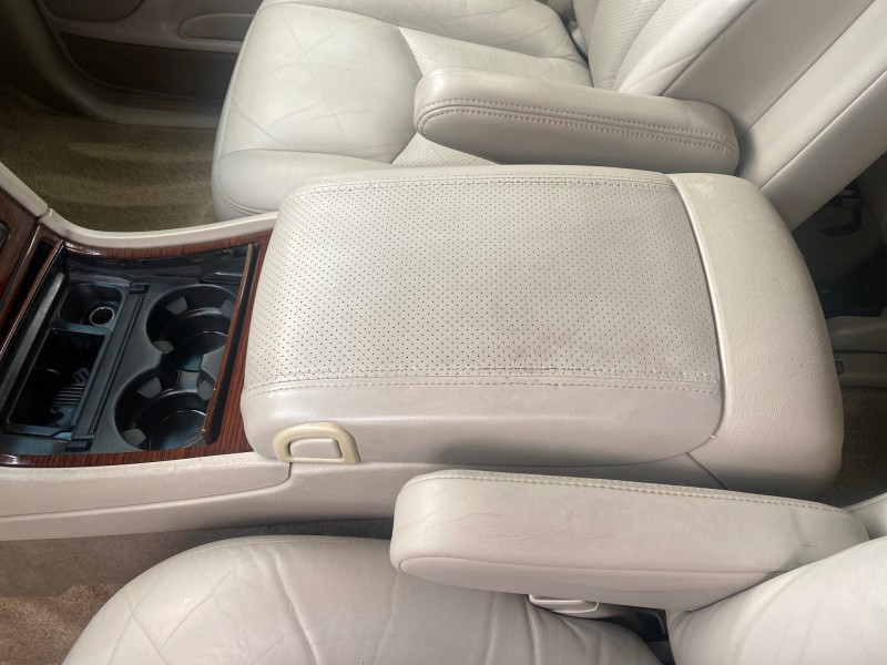 2003 Cadillac Escalade ESV SUV PEARL WHITE 4WD/AWD in , 