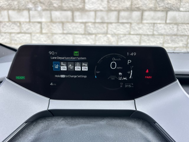 ToyotaPrius Plug-In Hybrid16