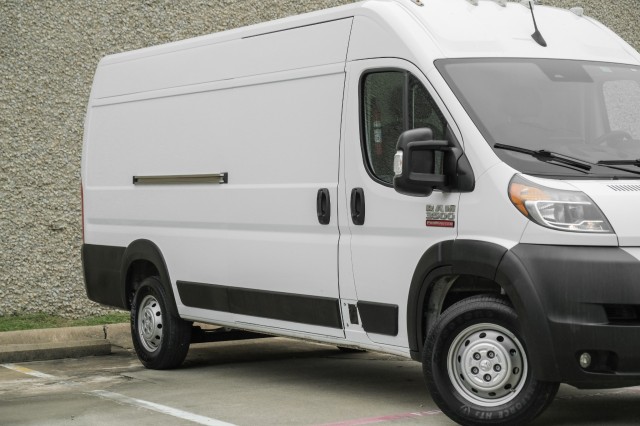 2022 Ram ProMaster Cargo Van  9