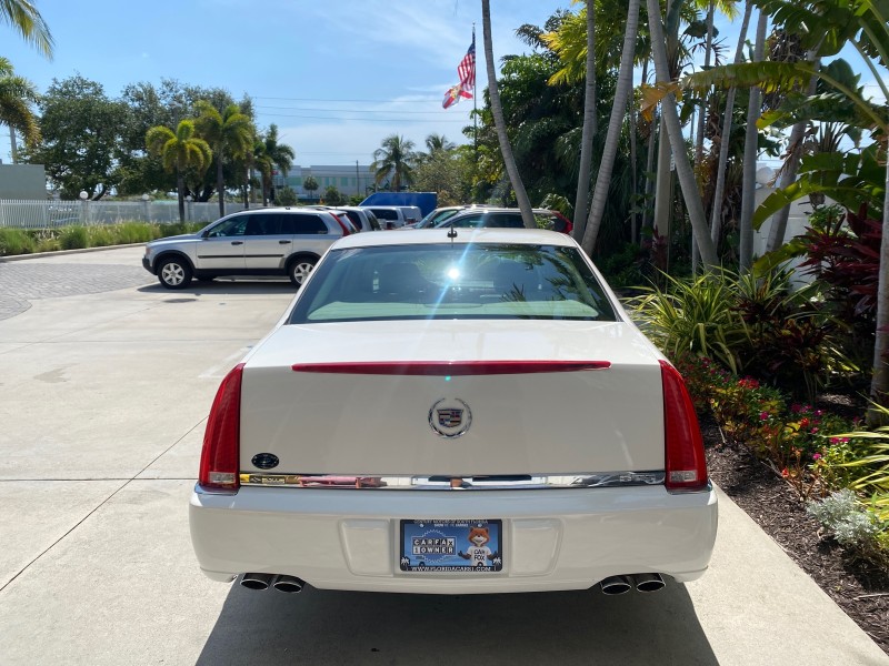 2006 Cadillac DTS LOW MILES 58,287 in , 