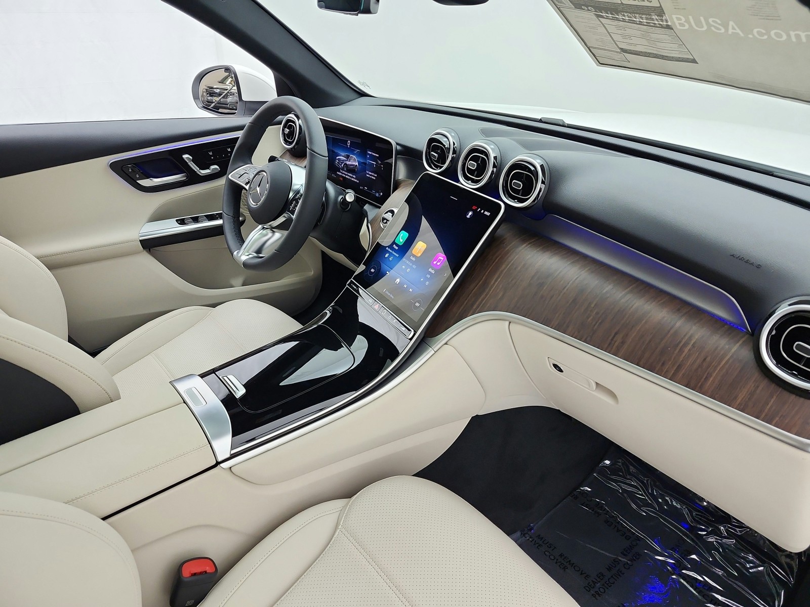 New 2026 Polar White Mercedes-Benz GLC 300 image 15