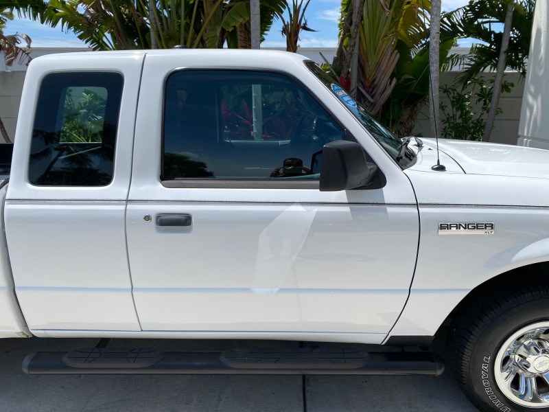 2011 Ford Ranger XLT LOW MILES 44,686 in ,