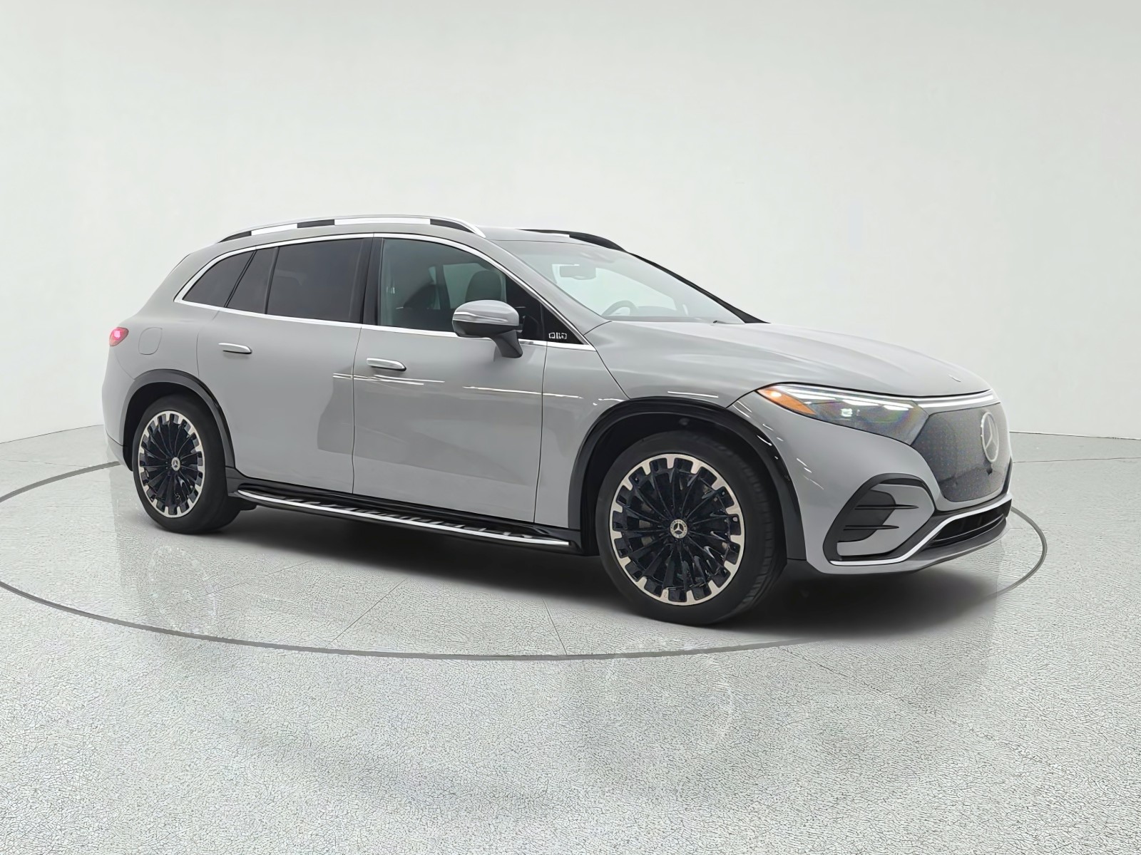 New 2027 MANUFAKTUR Alpine Grey Mercedes-Benz EQS 400 4MATIC® SUV image 3