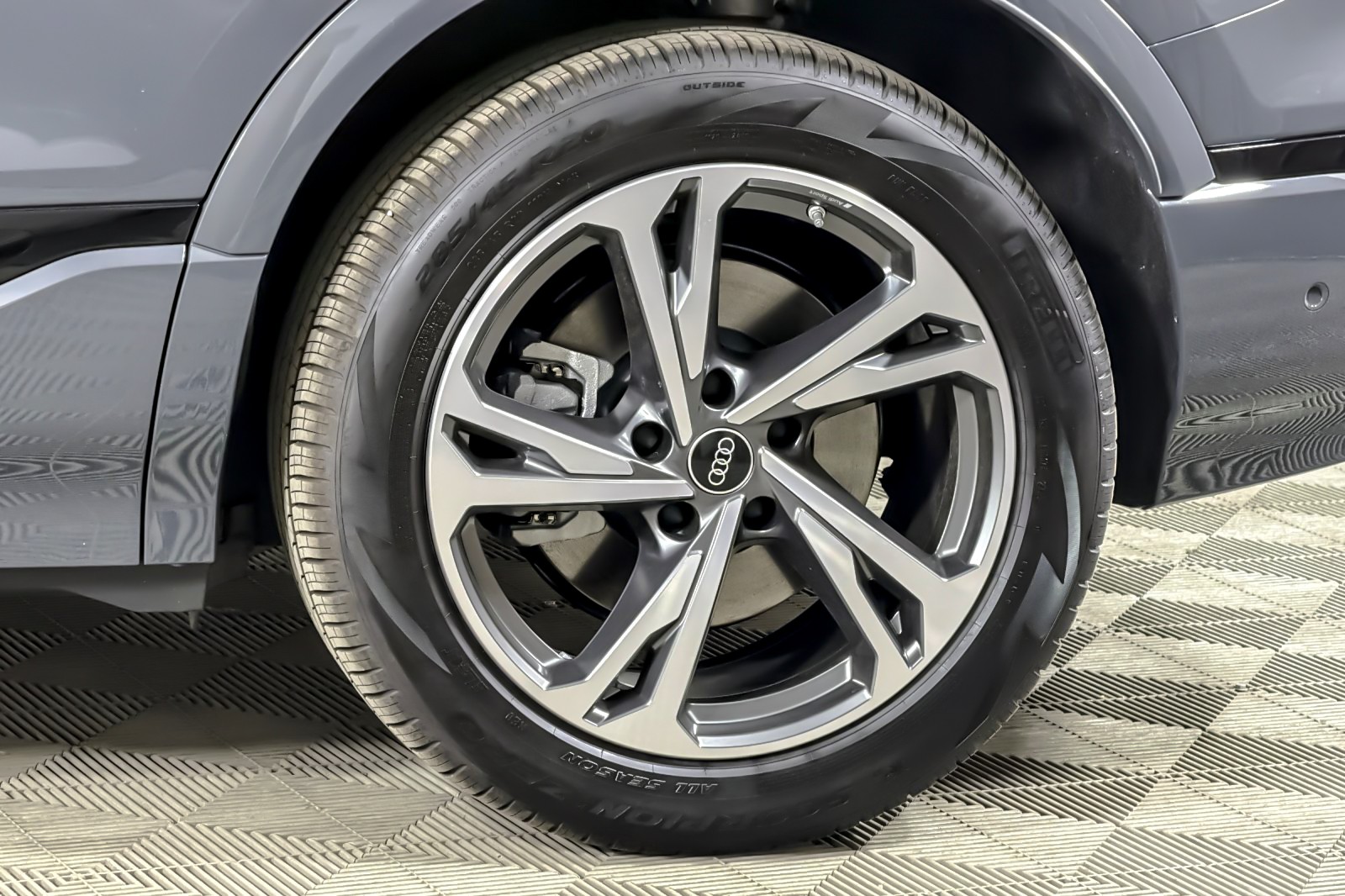New 2027 Magnet Gray Audi Premium Plus quattro image 26