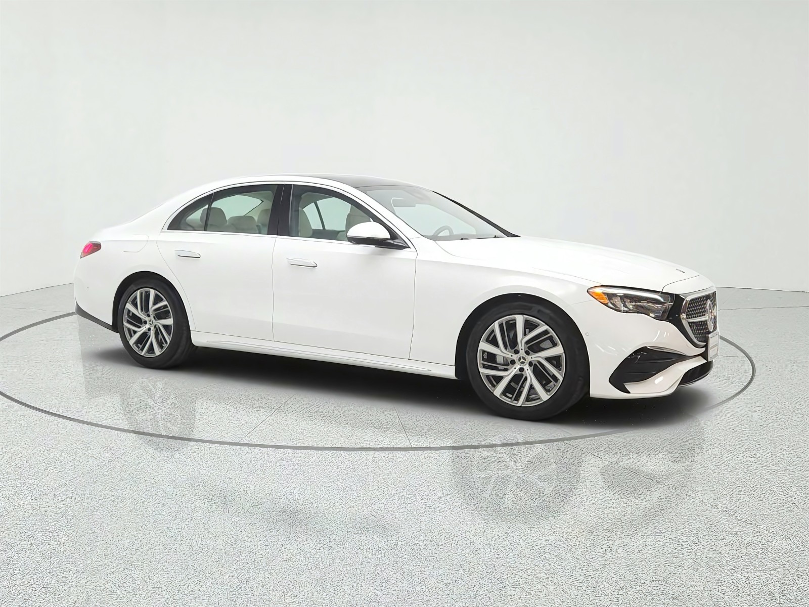 Certified Used 2026 Polar White Mercedes-Benz E 350 RWD Sedan image 3