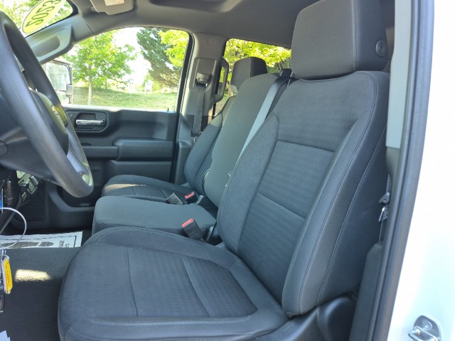 ChevroletSilverado 2500HD32