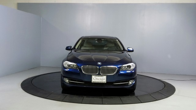 2011 BMW 5 Series 550i 2