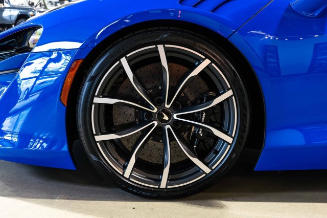 Used Car 2023 Mclaren Artura  For Sale Under $200,000 In Boerne, Texas