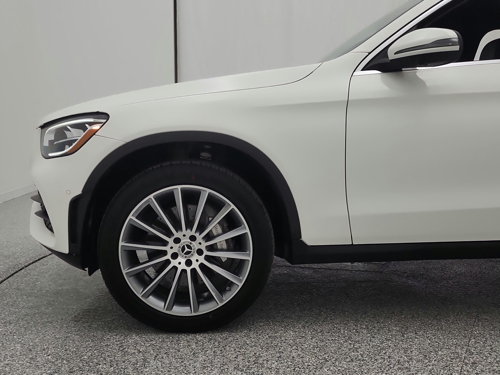 Used 2022 Polar White Mercedes-Benz GLC 300 SUV image 20