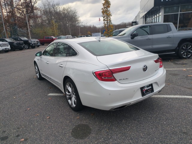 2018 Buick LaCrosse Avenir 8