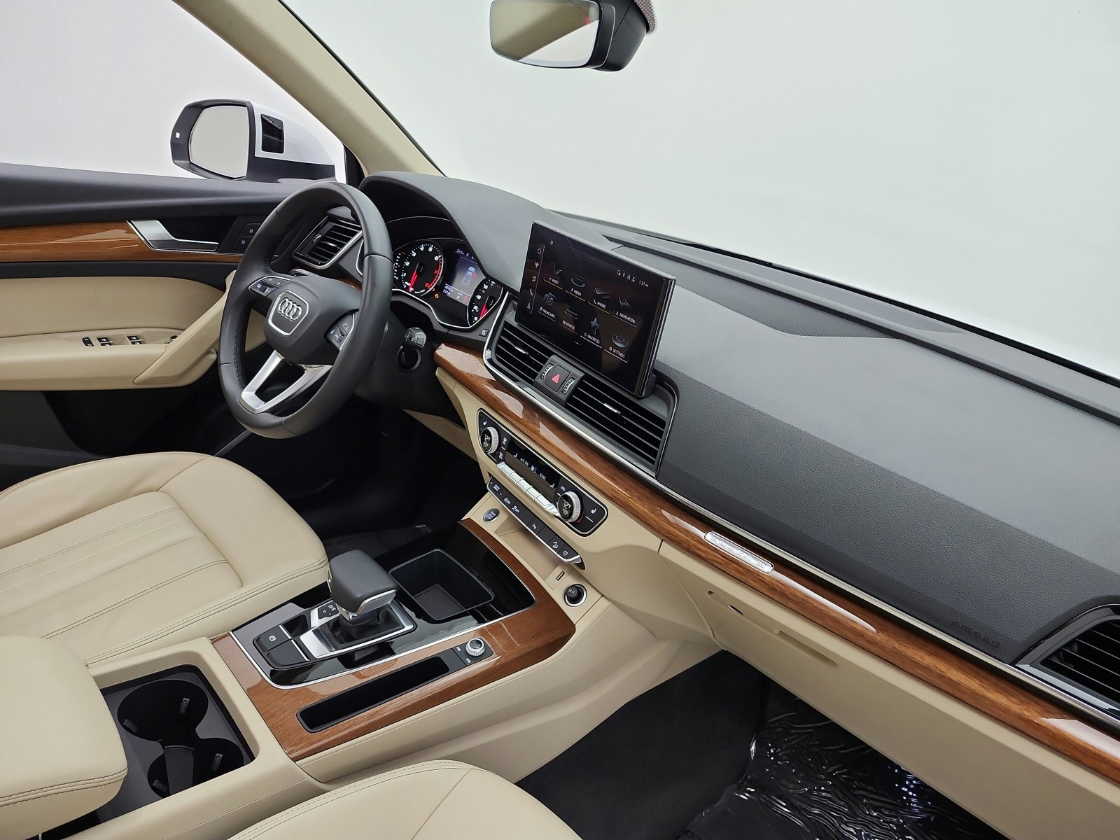 Used 2023 Glacier White Metallic Audi S line Premium image 19