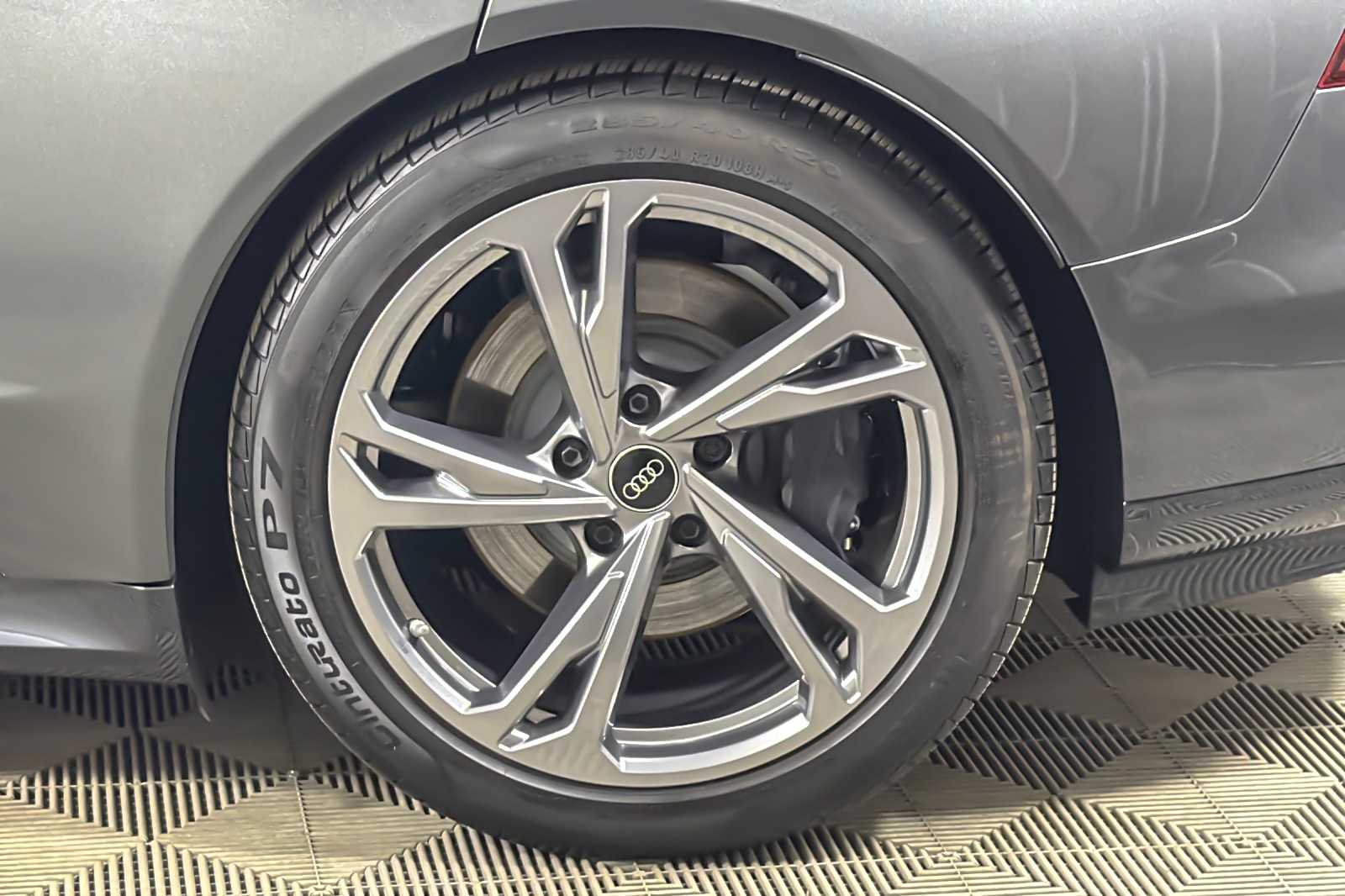 Used 2024 Daytona Gray Pearl Effect Audi Premium Plus quattro image 25