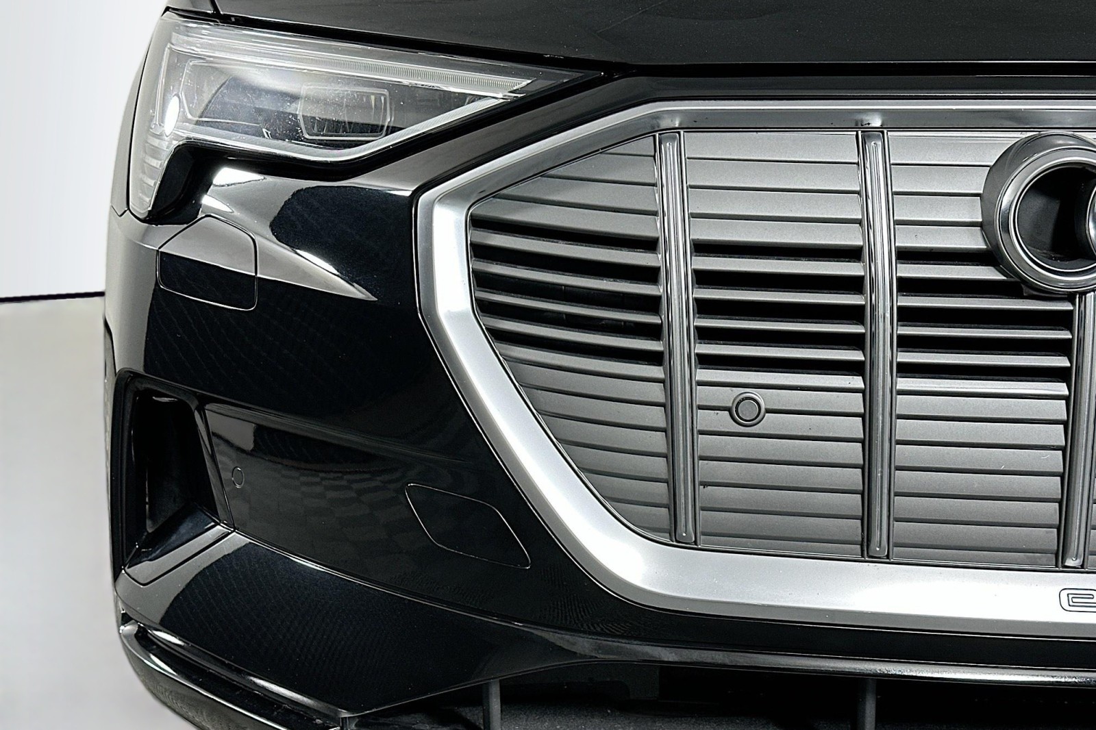 Used 2019 Mythos Black Metallic Audi Prestige image 16