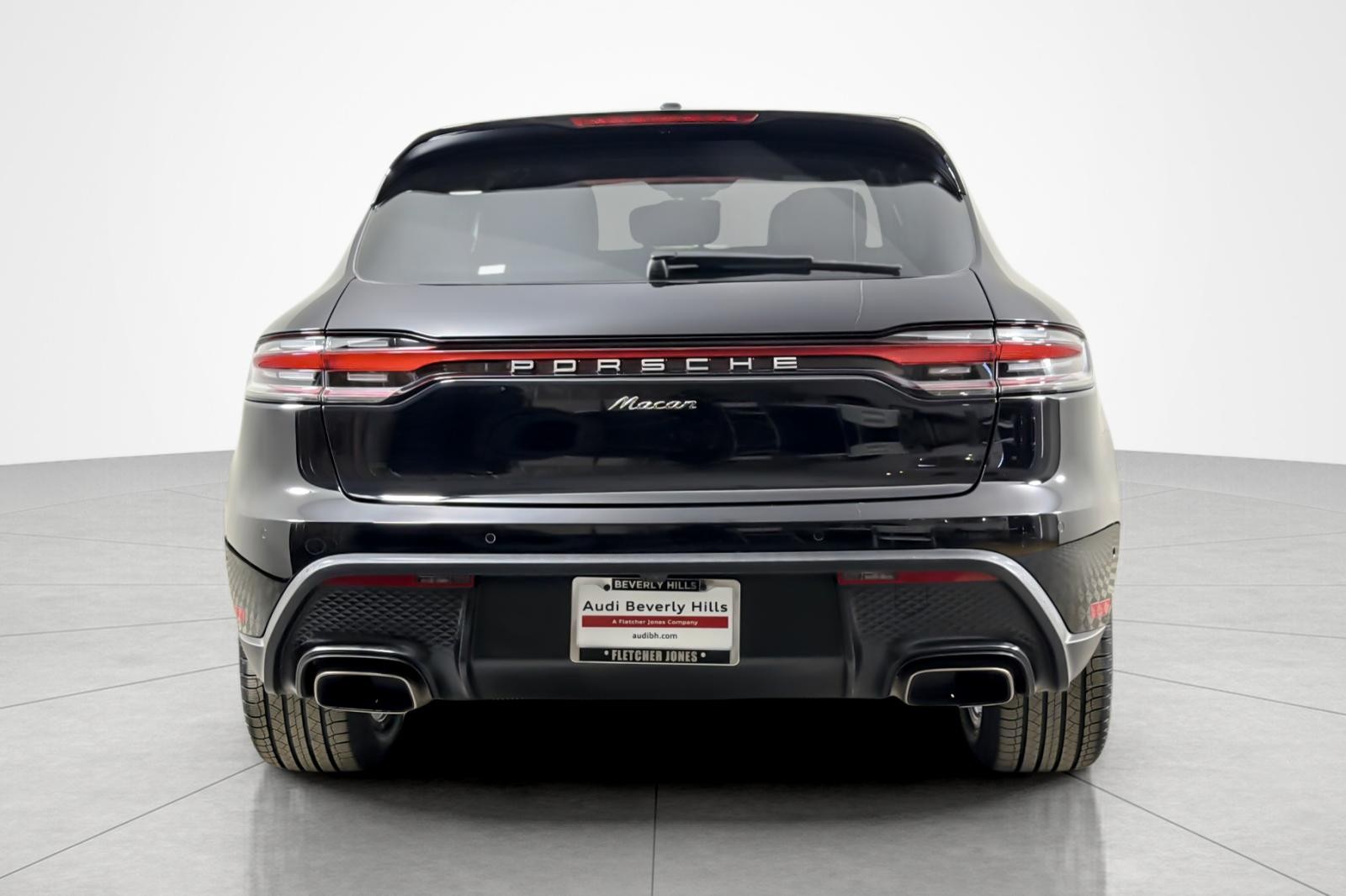 Used 2022 Black Porsche AWD image 4