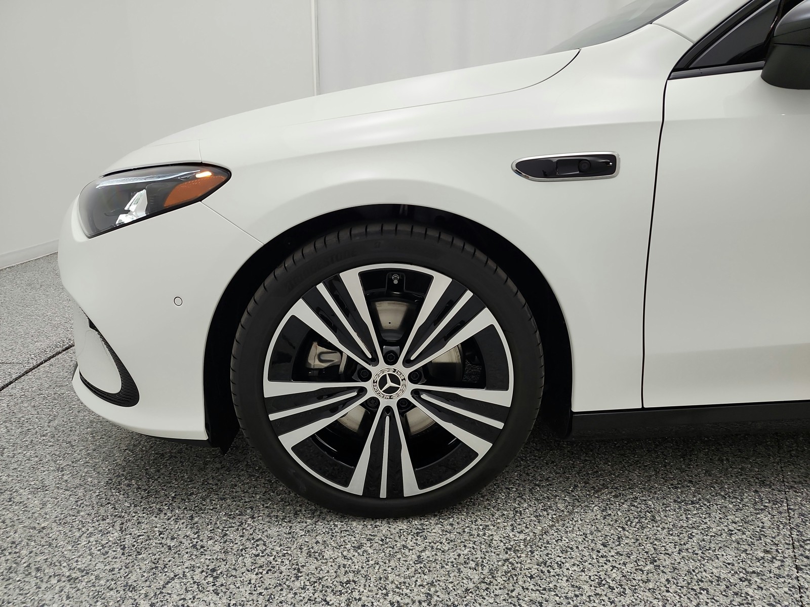 New 2027 Polar White Mercedes-Benz CLA 220 Hybrid FWD image 13
