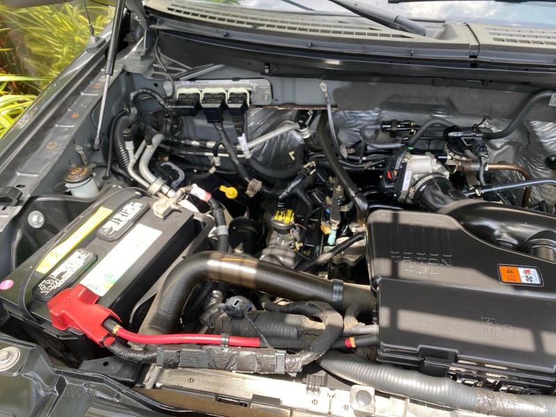 2010 Ford F-150 4 DR CREW XL LOW MILES 34,625 in , 
