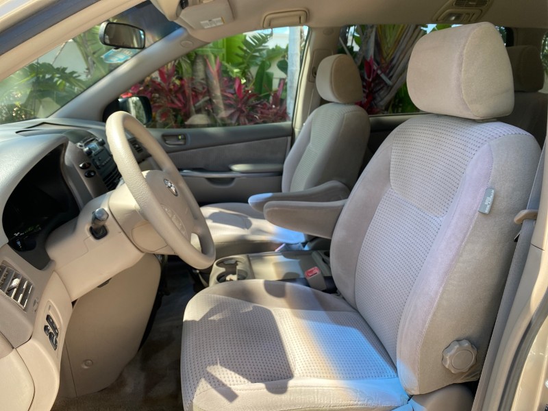 2006 Toyota Sienna VAN LE LOW MILES 78,653 in , 