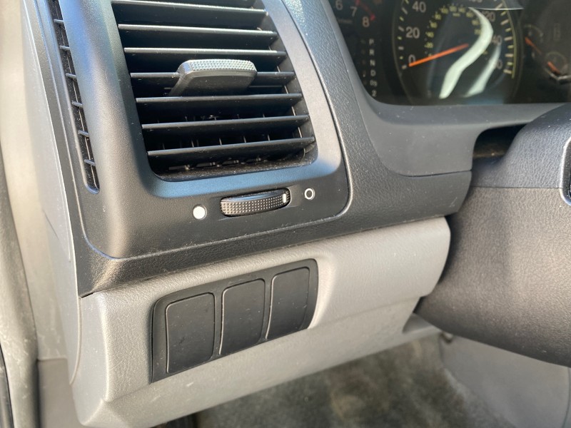 2004 Honda Accord Sdn LX LOW MILES 68,079 in , 