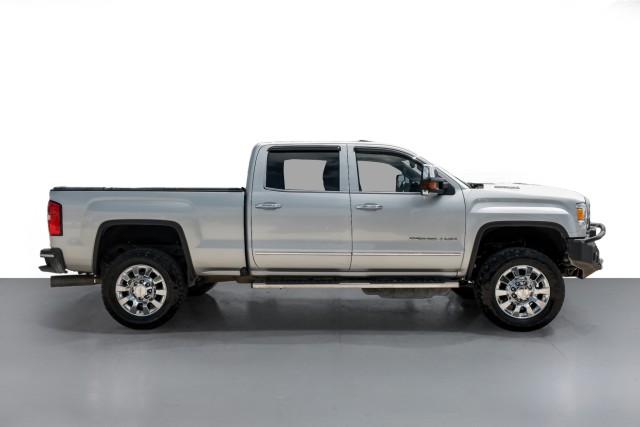 2019 GMC Sierra 2500HD Denali 5