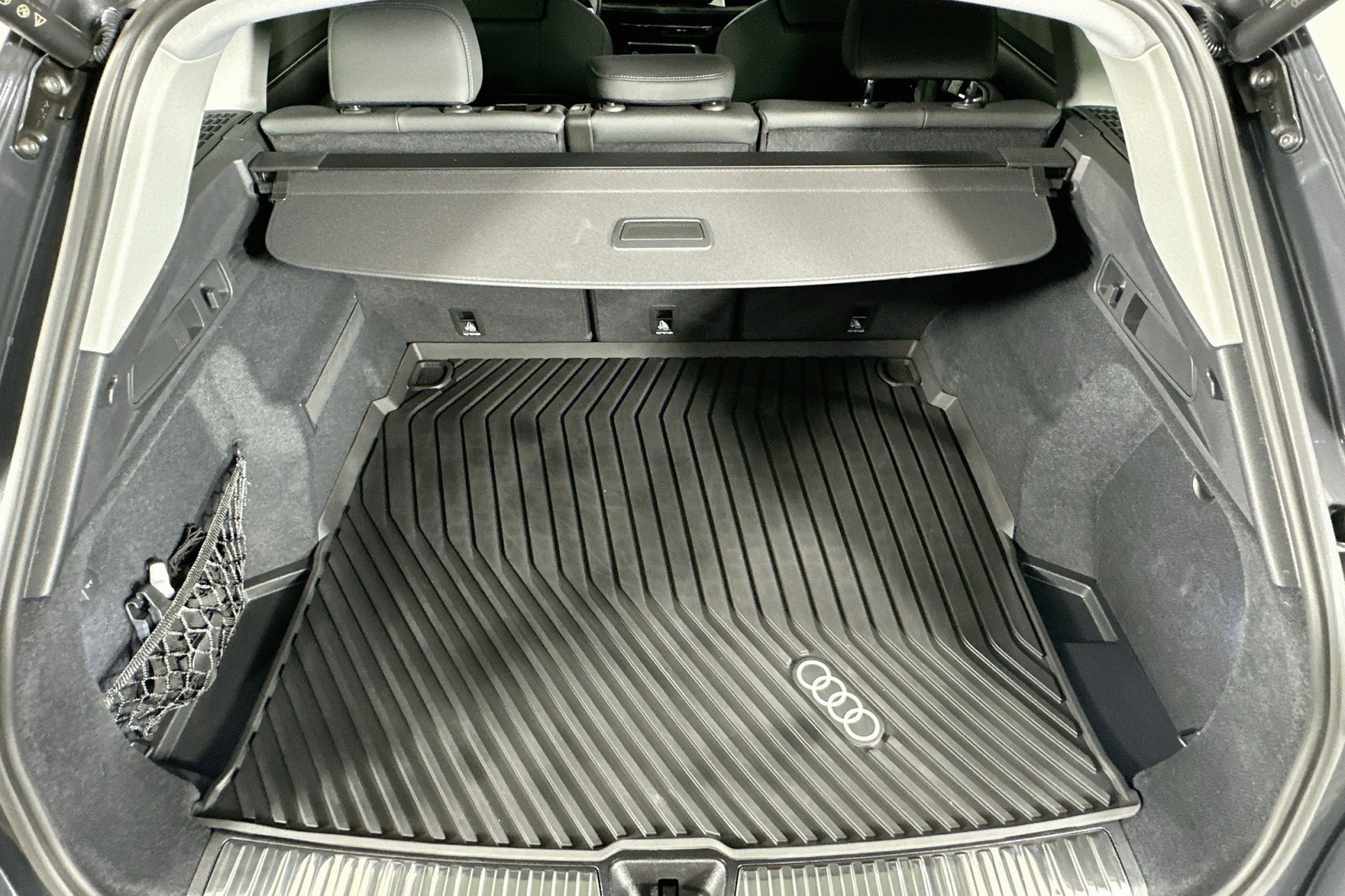 Used 2025 Tambora Gray Metallic Audi Premium Plus image 22
