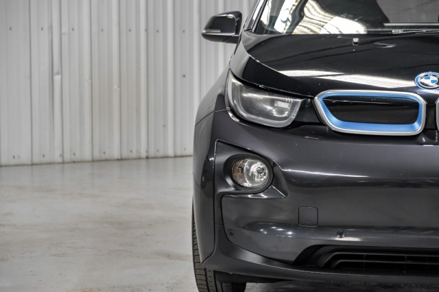 2014 BMW i3  44