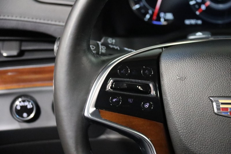 2016 Cadillac Escalade ESV Luxury Collection 4WD 4dr Suv in , 
