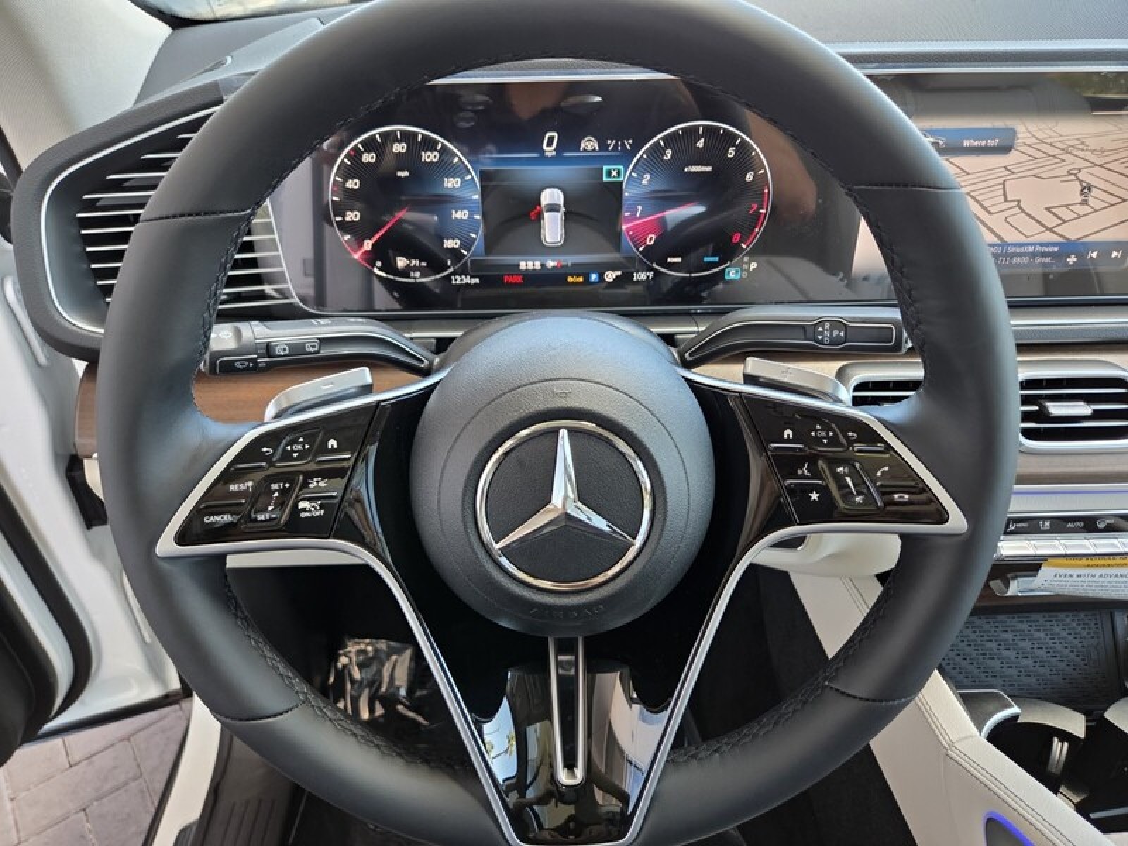 New 2026 Polar White Mercedes-Benz GLE 450 4MATIC® SUV image 21