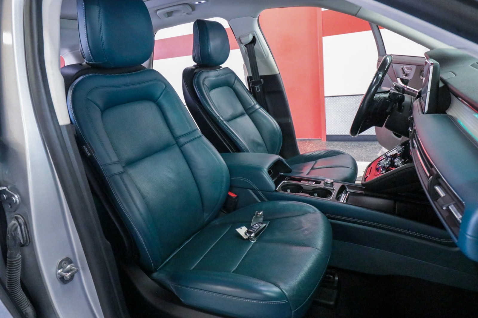 Used Car 2020 Lincoln Corsair  Reserve For Sale Under $25,000 In Austin, Texas