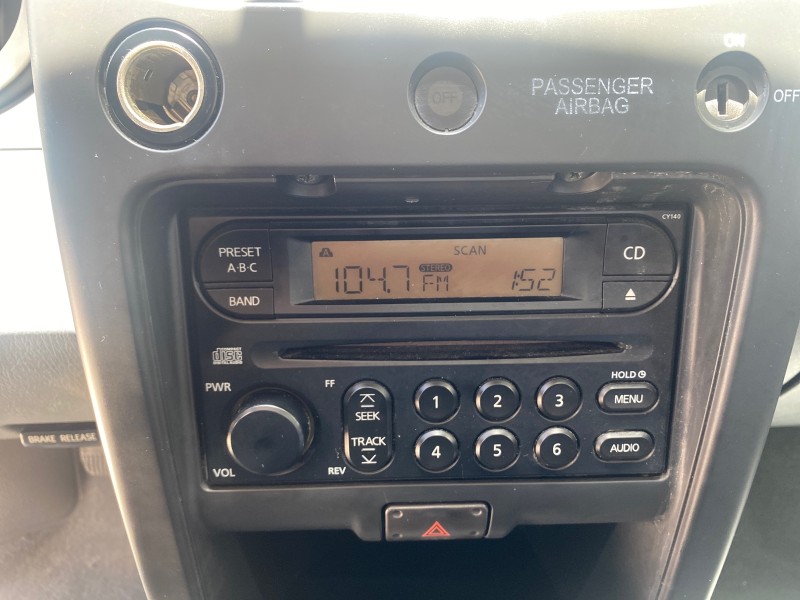 2002 Nissan Frontier 2WD XE XCAB 5 SPD AC 4 CYL in ,