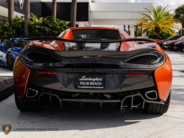 McLaren 570S