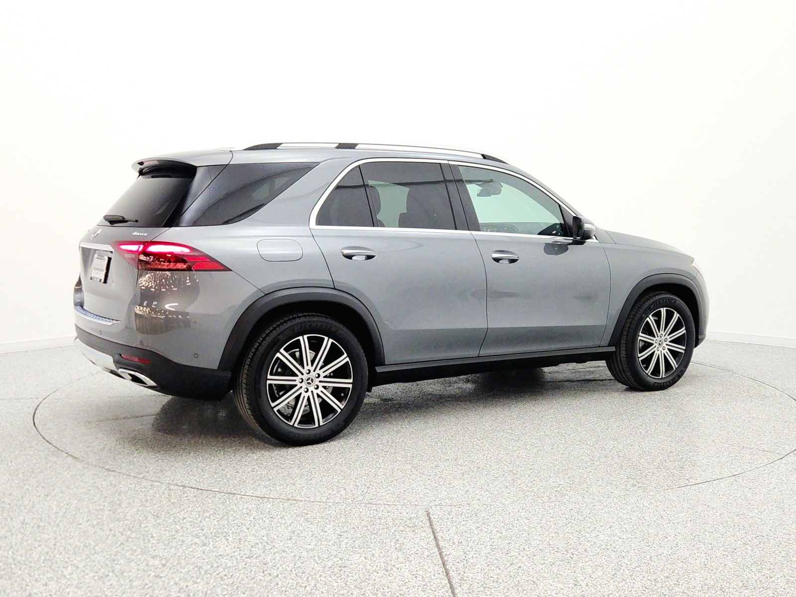 Certified Used 2024 Selenite Grey Metallic Mercedes-Benz GLE 350 4MATIC® SUV image 5