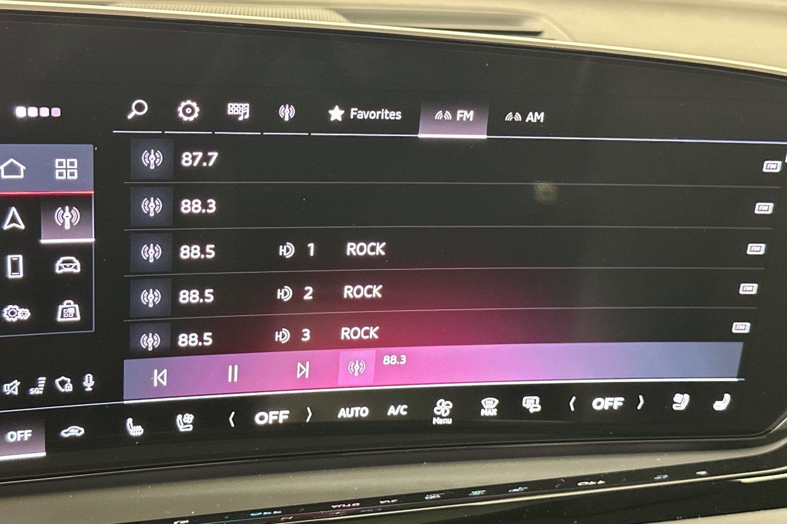 New 2025 Glacier White Metallic Audi Premium Plus 2.0 TFSI quattro image 16