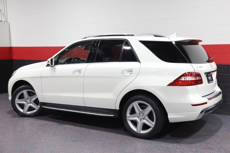 2014 Mercedes-Benz ML550 AMG Sport 4-Matic 4dr Suv in , 