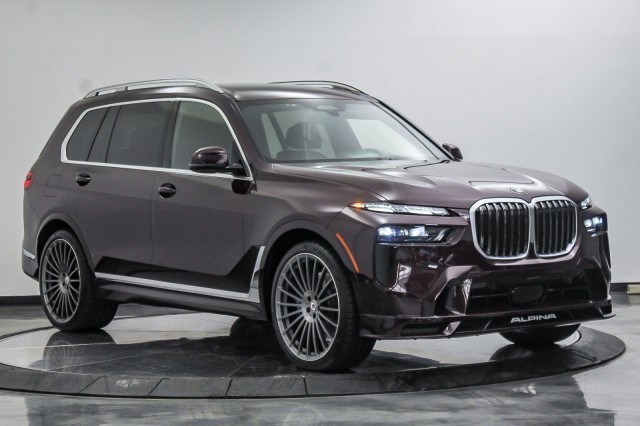 2024 BMW X7 ALPINA XB7 7