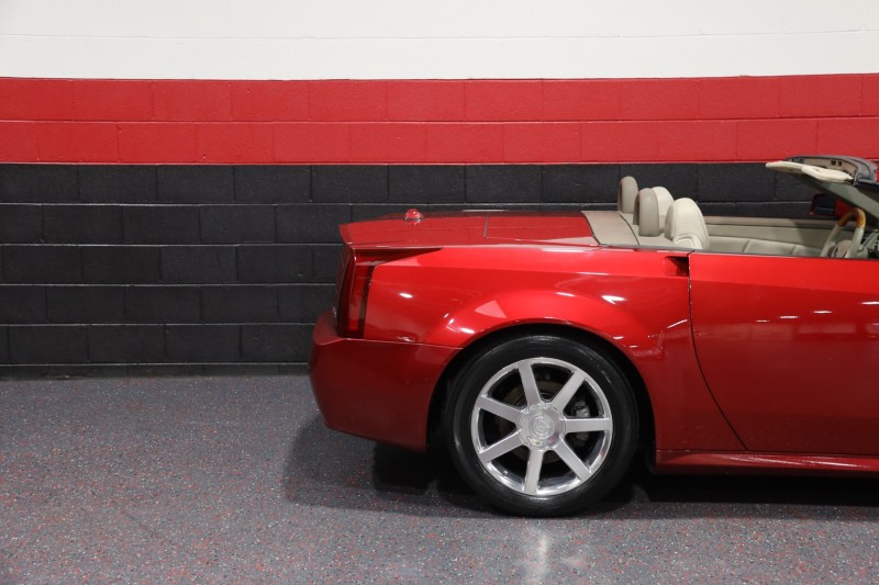 2005 Cadillac XLR 2dr Convertible in , 