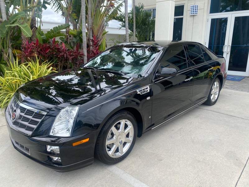 2008 Cadillac STS RWD 1 OWNERLOW MILES 39813 in , 