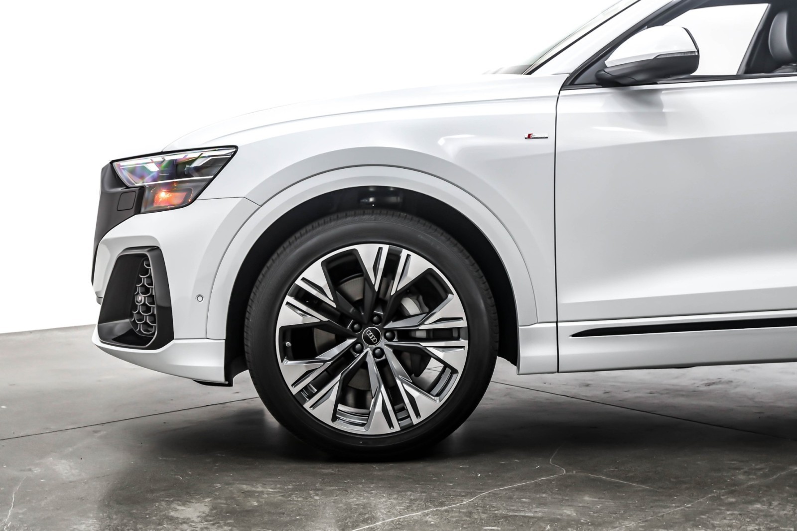 New 2026 Glacier White Metallic Audi Premium Plus quattro image 10
