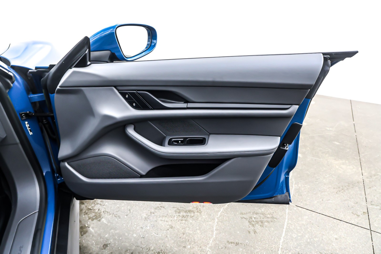 Used 2023 Neptune Blue Porsche RWD image 24