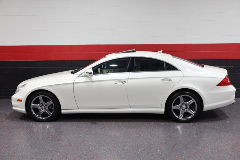 2010 Mercedes-Benz CLS550 AMG Sport 4dr Sedan in , 