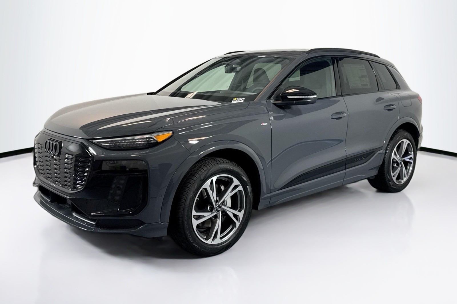 2027 Audi Q6 e-tron 2027 Audi Q6 e-tron Premium Plus quattro SUV