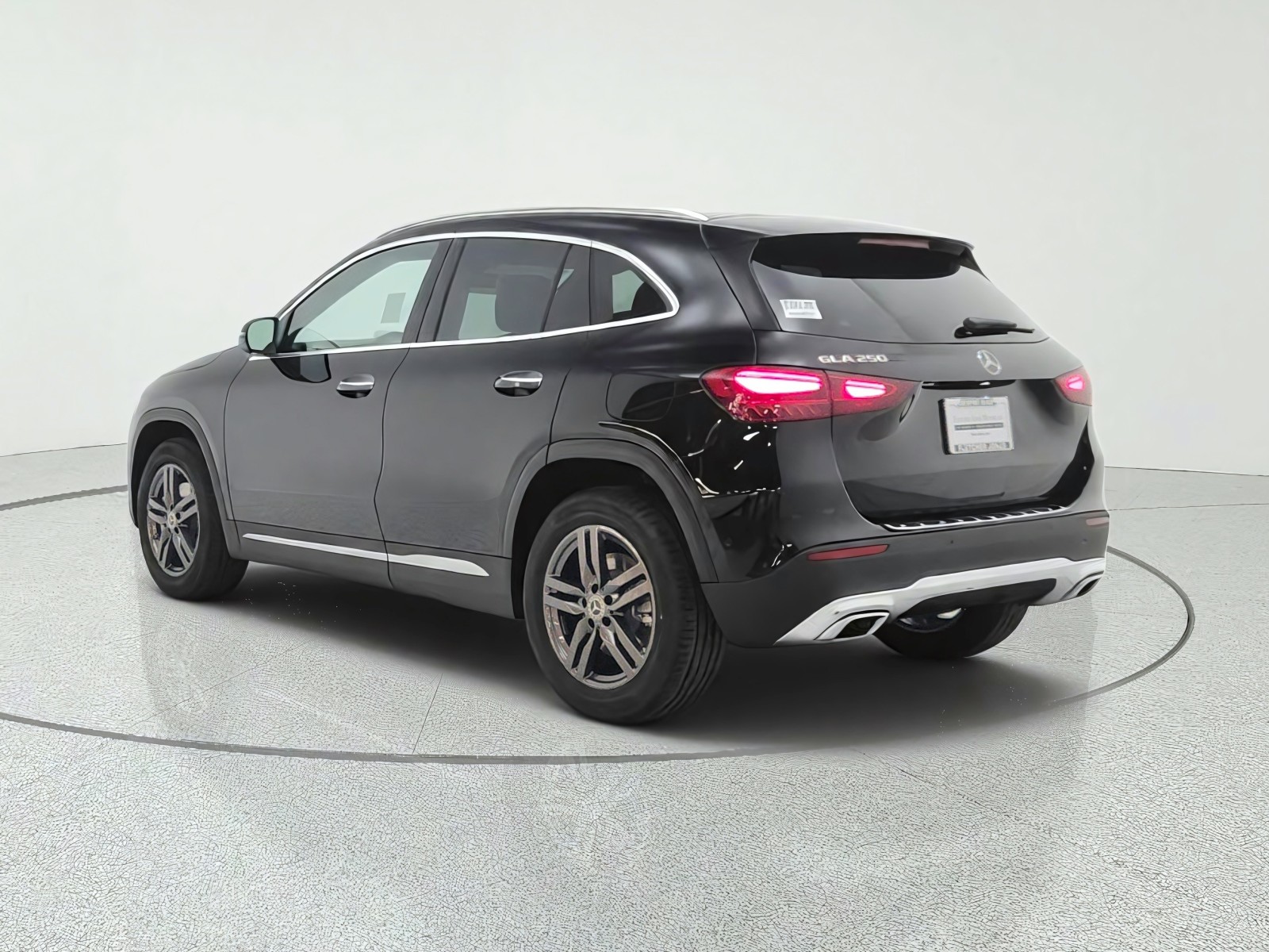 New 2026 Night Black Mercedes-Benz GLA 250 SUV image 7