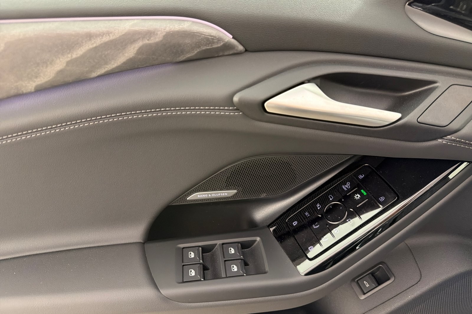 New 2027 Mythos Black Metallic Audi Premium Plus quattro image 10