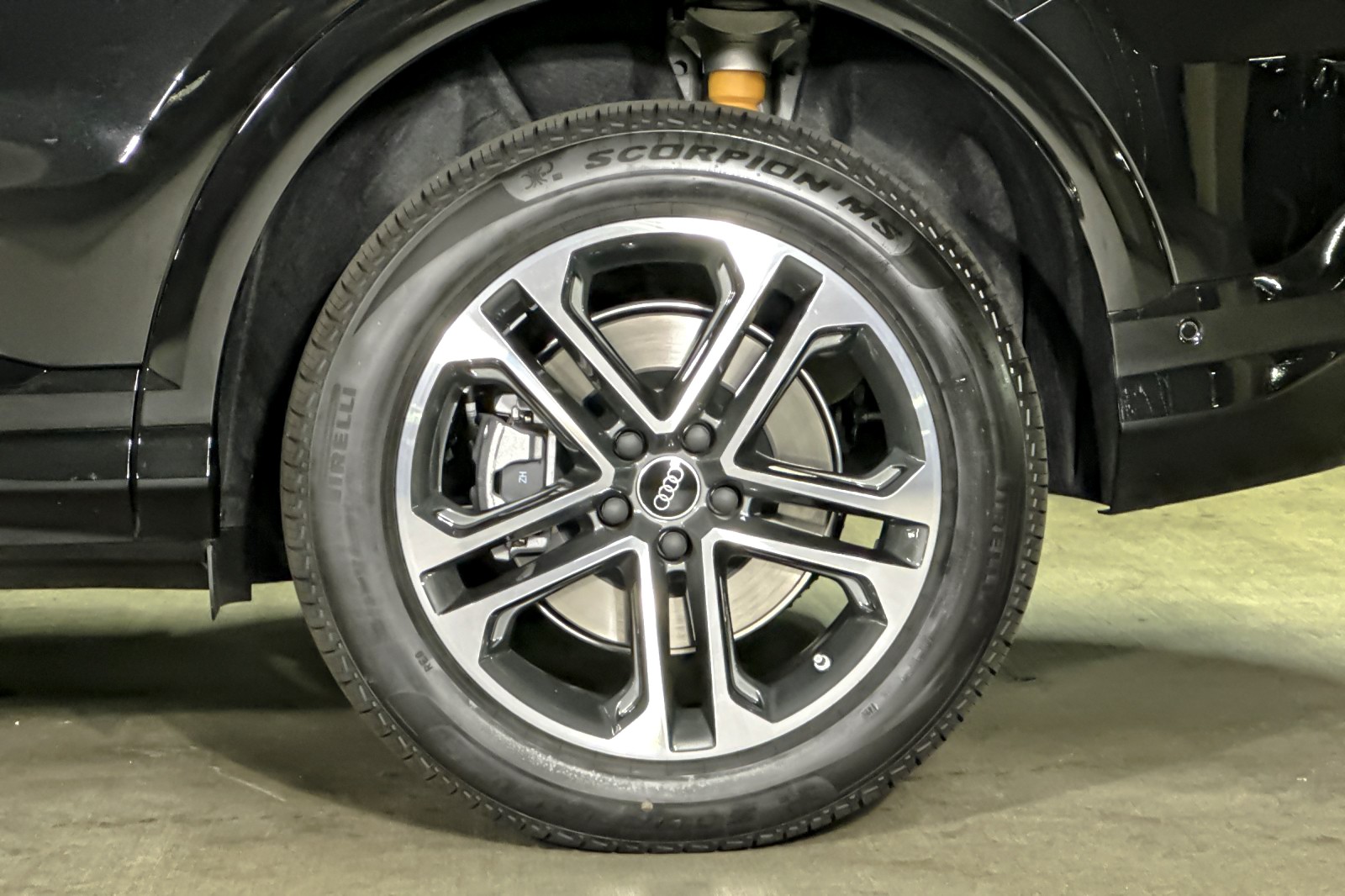 New 2026 Mythos Black Metallic Audi Premium 2.0 TFSI quattro image 23