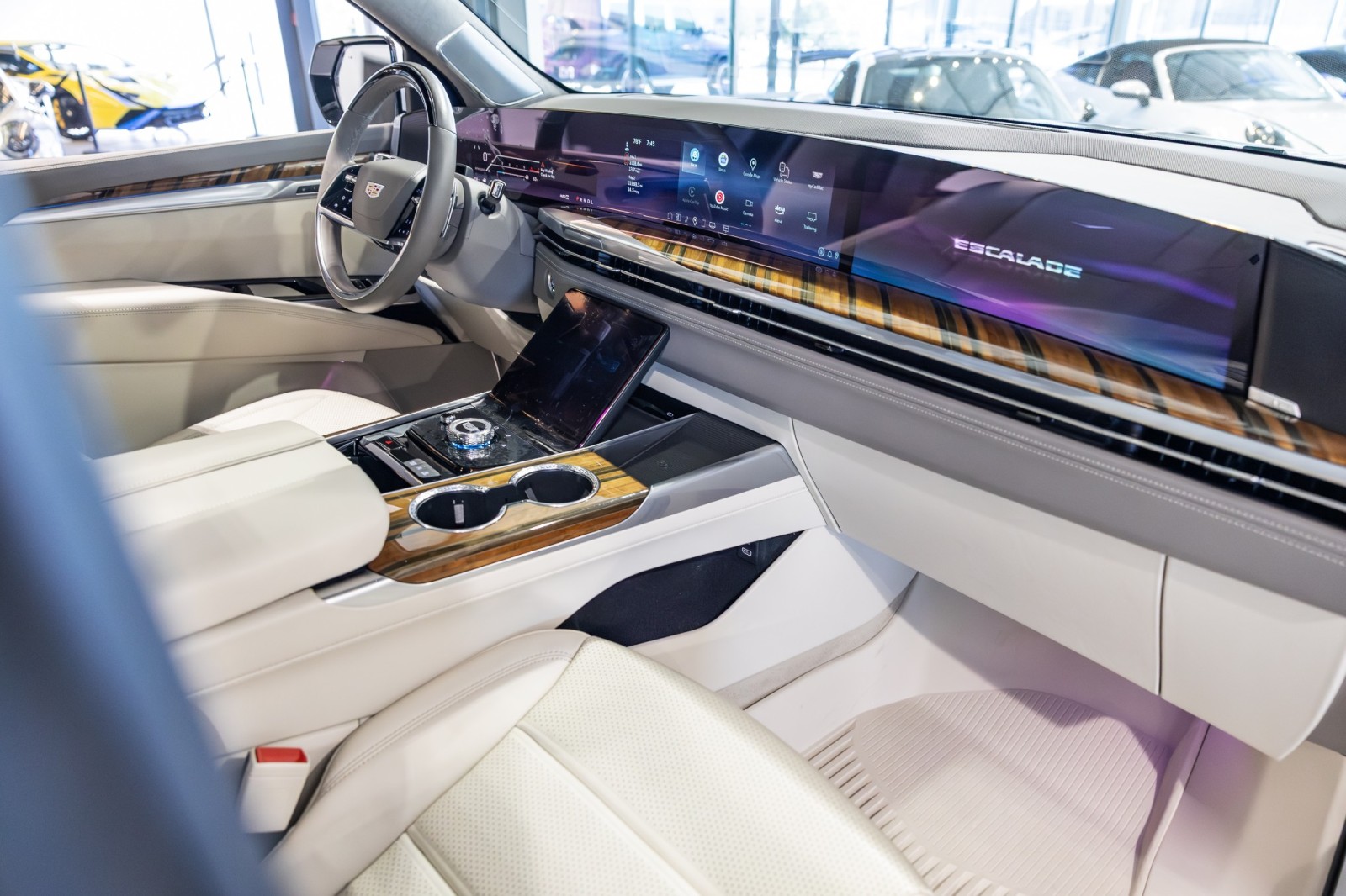 Used Car 2025 Cadillac Escalade  4wd Sport Platinum - 24 Inch Wheels - Crystal White Paint For Sale Under $120,000 In Boerne, Texas