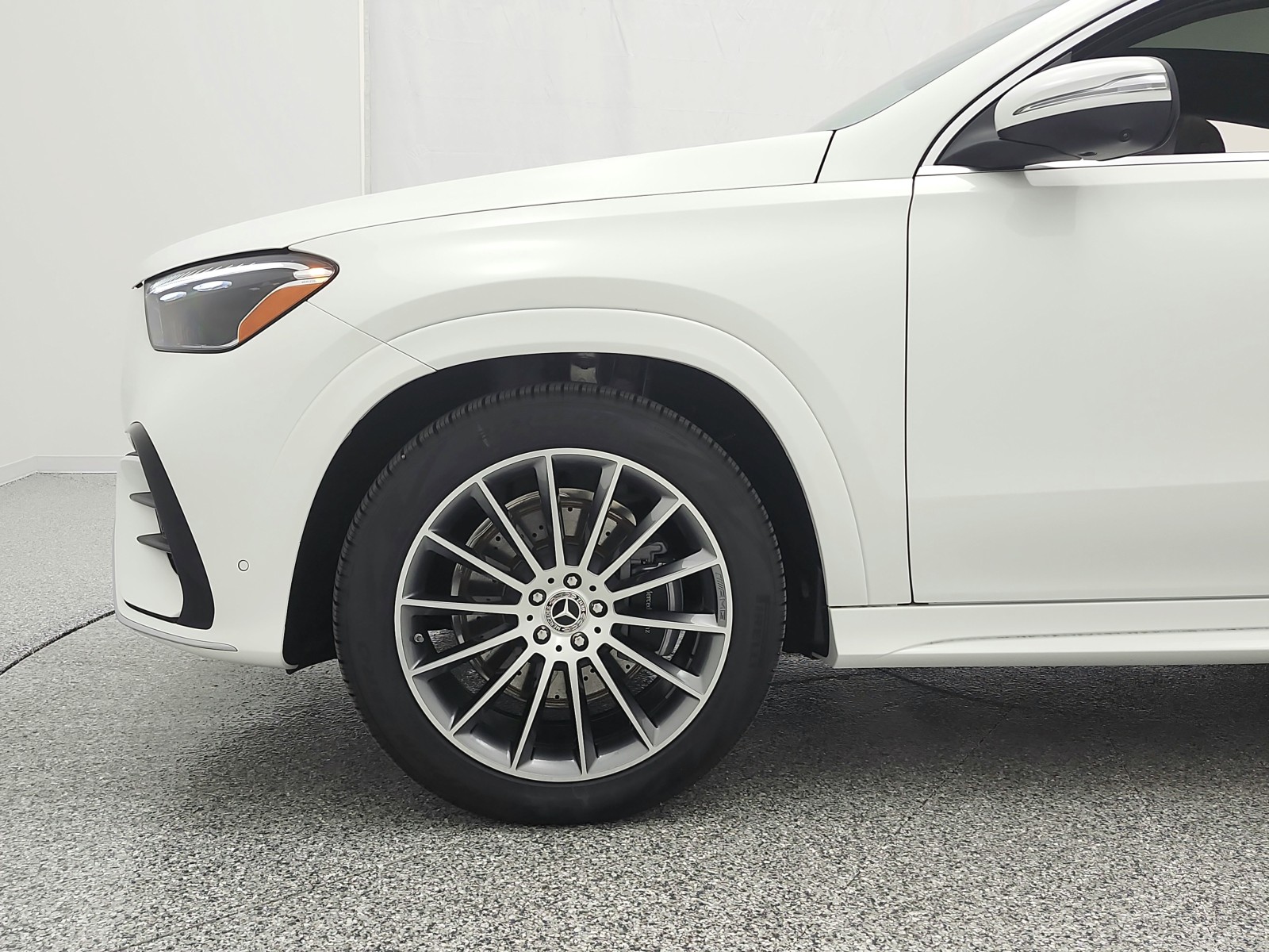 New 2026 Polar White Mercedes-Benz GLE 450 image 15