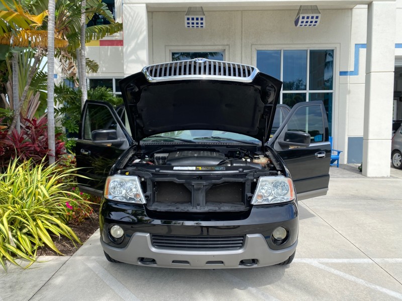 2004 Lincoln Navigator LOW MILES 67,511 SUNROOF in ,