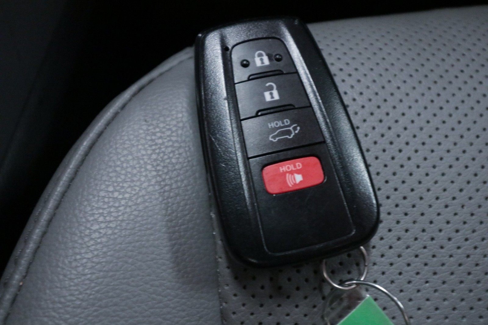 Used Car 2023 Toyota Highlander  Platinum For Sale Under $40,000 In Austin, Texas