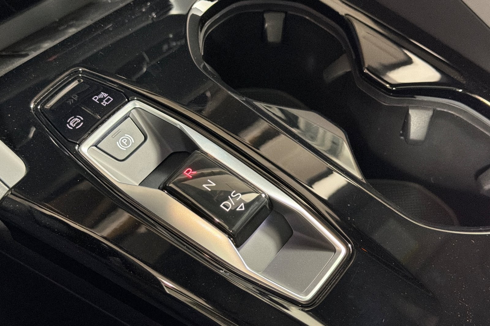 New 2025 Tambora Gray Metallic Audi Premium Plus 2.0 TFSI quattro image 21